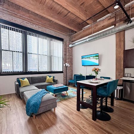 Luxery Stay Chicago - Themed Units! Close To Downtown, Mccormick Place & Wintrust Arena Екстер'єр фото