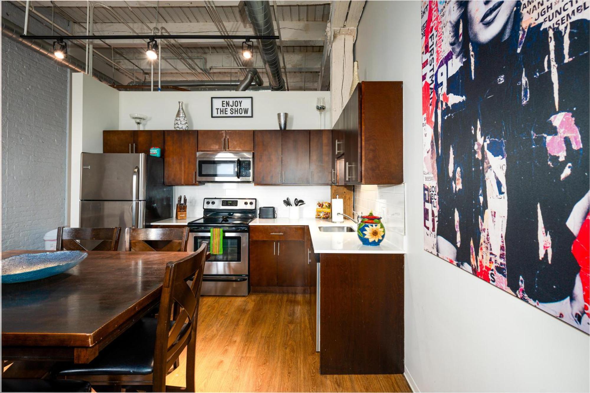Luxery Stay Chicago - Themed Units! Close To Downtown, Mccormick Place & Wintrust Arena Екстер'єр фото