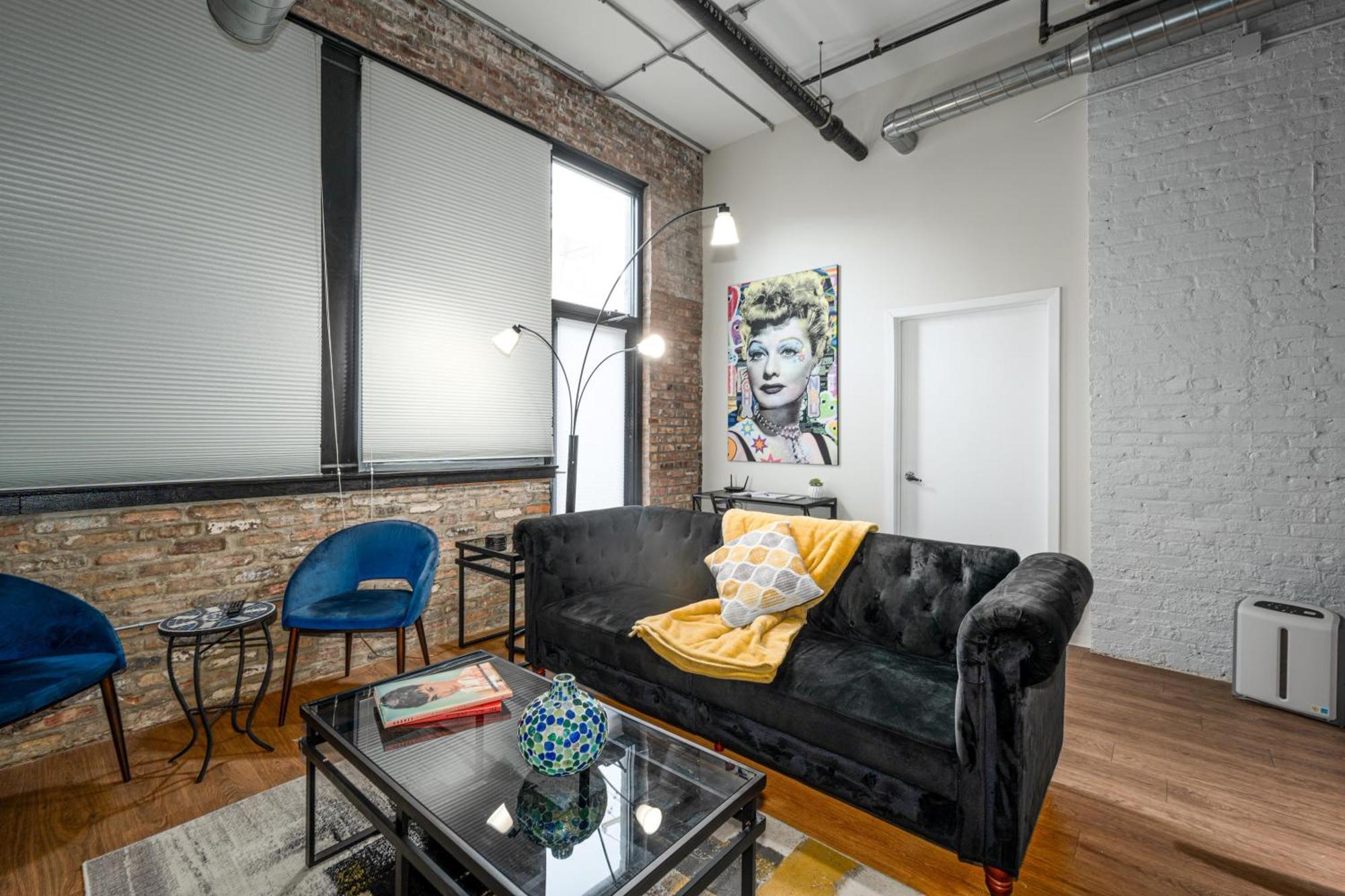 Luxery Stay Chicago - Themed Units! Close To Downtown, Mccormick Place & Wintrust Arena Екстер'єр фото