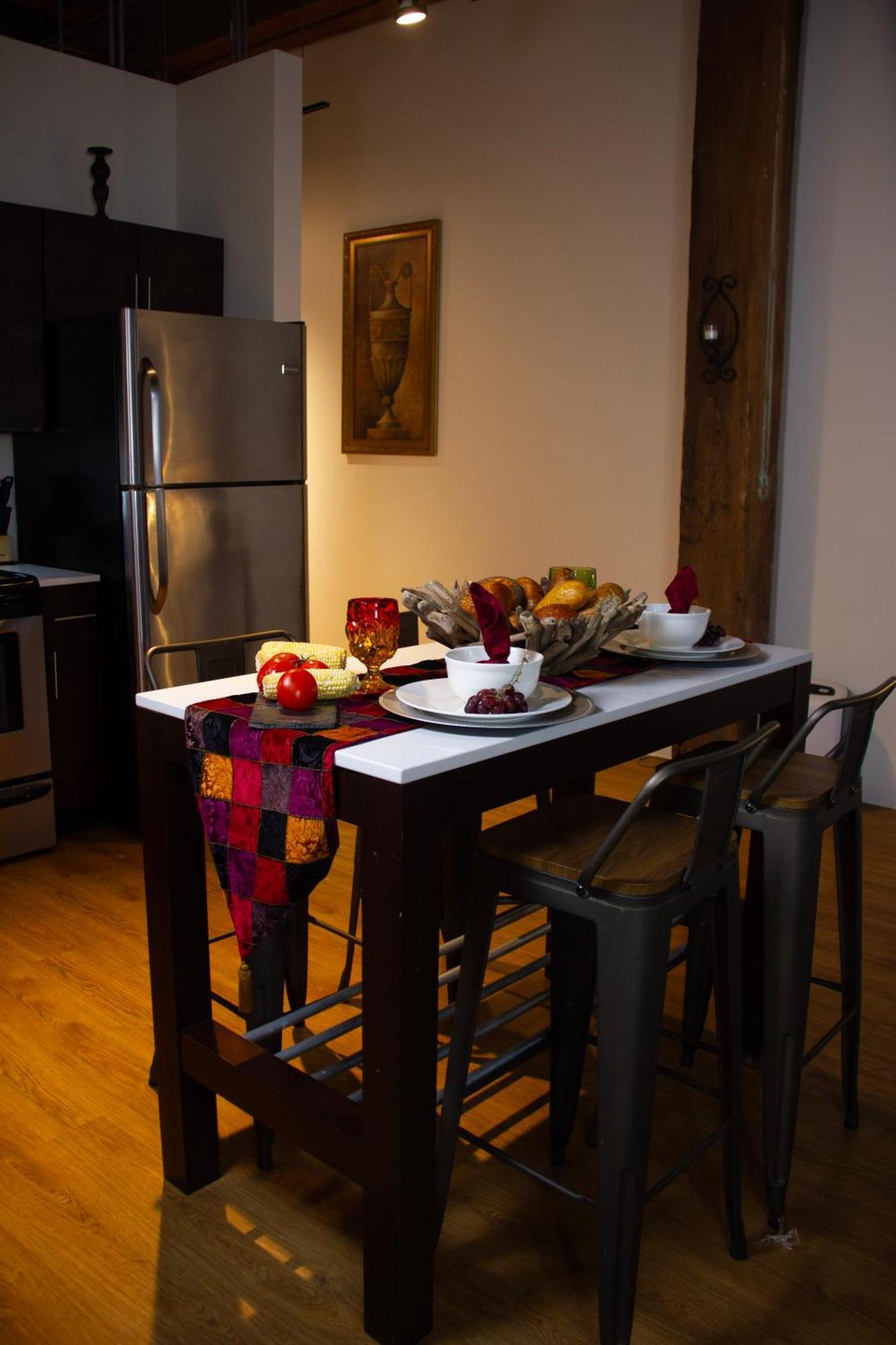 Luxery Stay Chicago - Themed Units! Close To Downtown, Mccormick Place & Wintrust Arena Екстер'єр фото